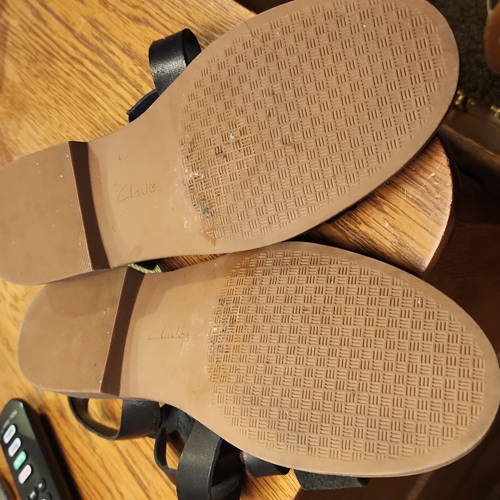 Sandals - Picture 5 of 5